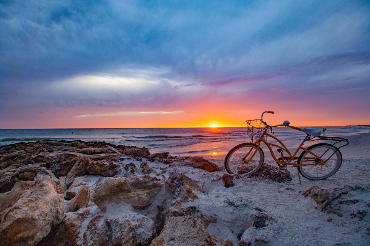 Anna Maria Island Beach Waves Bradenton Beach Exterior photo