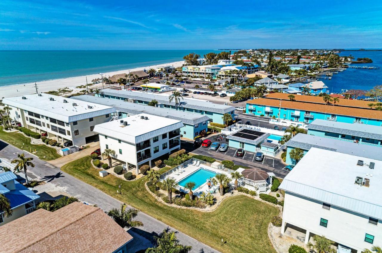 Anna Maria Island Beach Waves Bradenton Beach Exterior photo